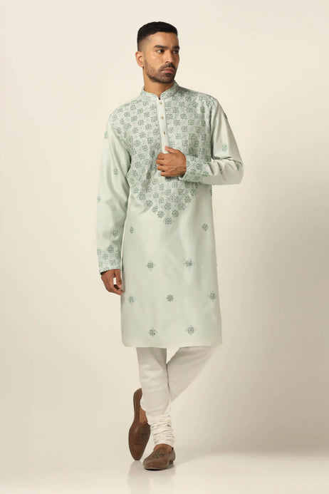 Brahaan Green Kurta Pajama with Embroidery Work for Men