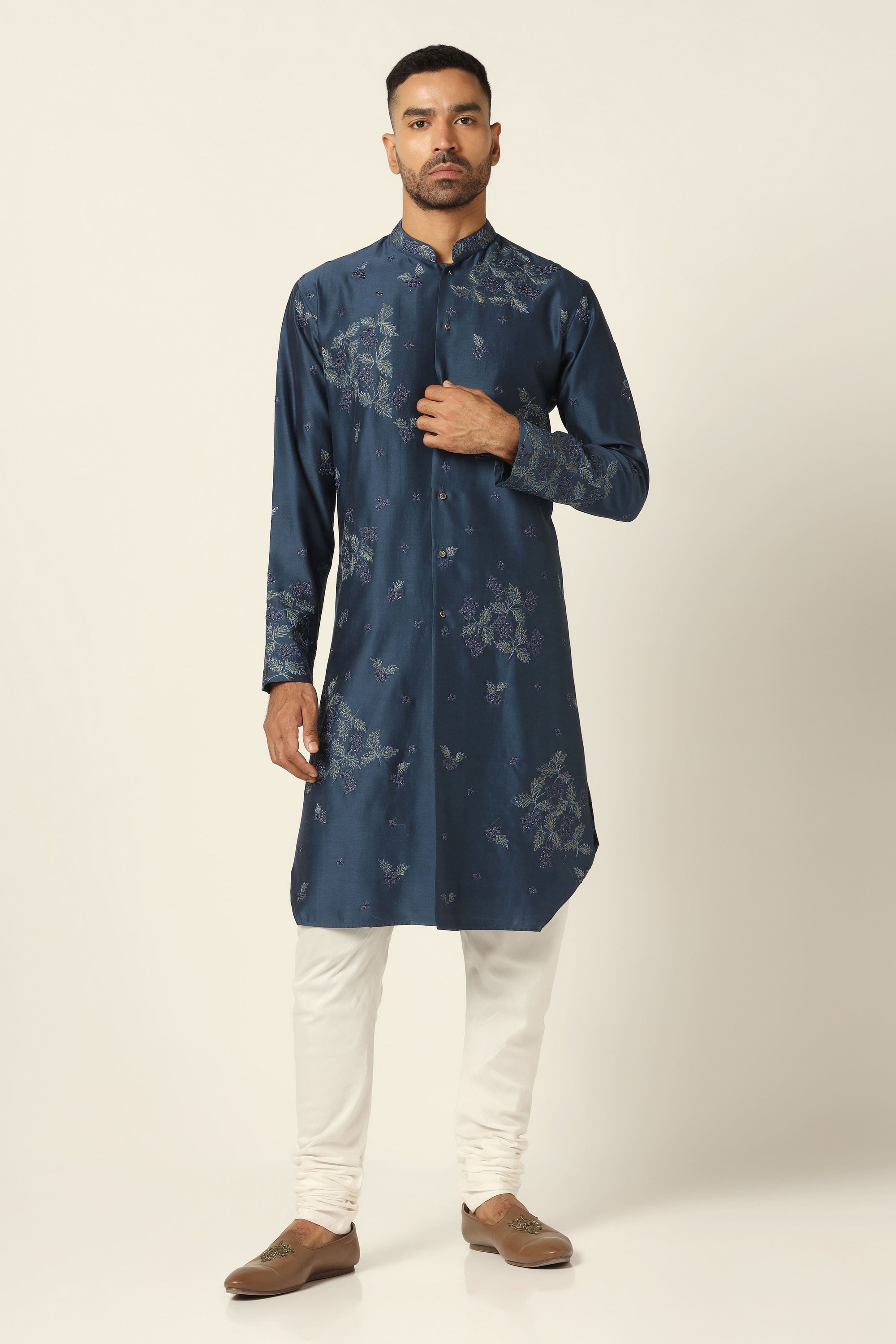 Dress in elegance with our Navy Kurta, adorned with floral thread embroidery. Shop Now!