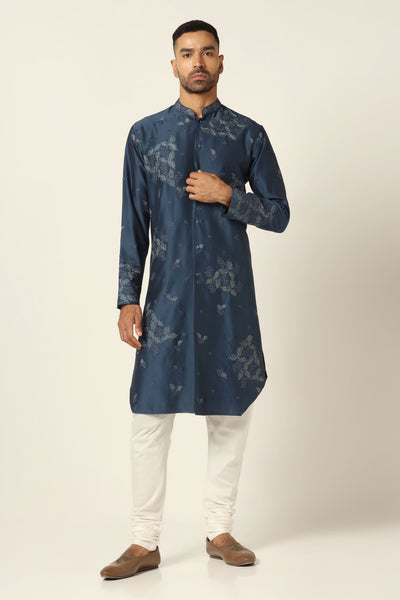 Blue embroidered kurta for men