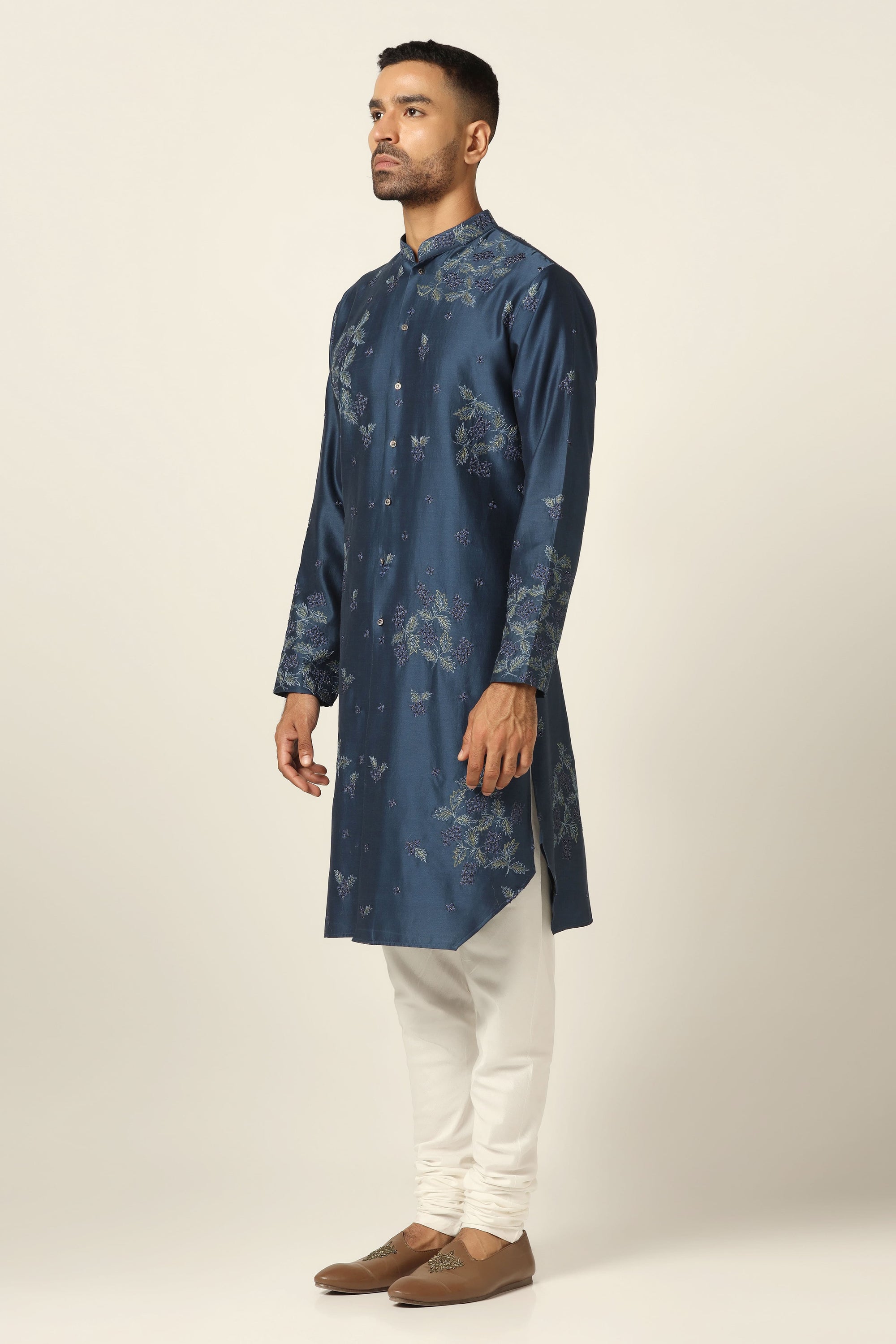Dress in elegance with our Navy Kurta, adorned with floral thread embroidery. Shop Now!