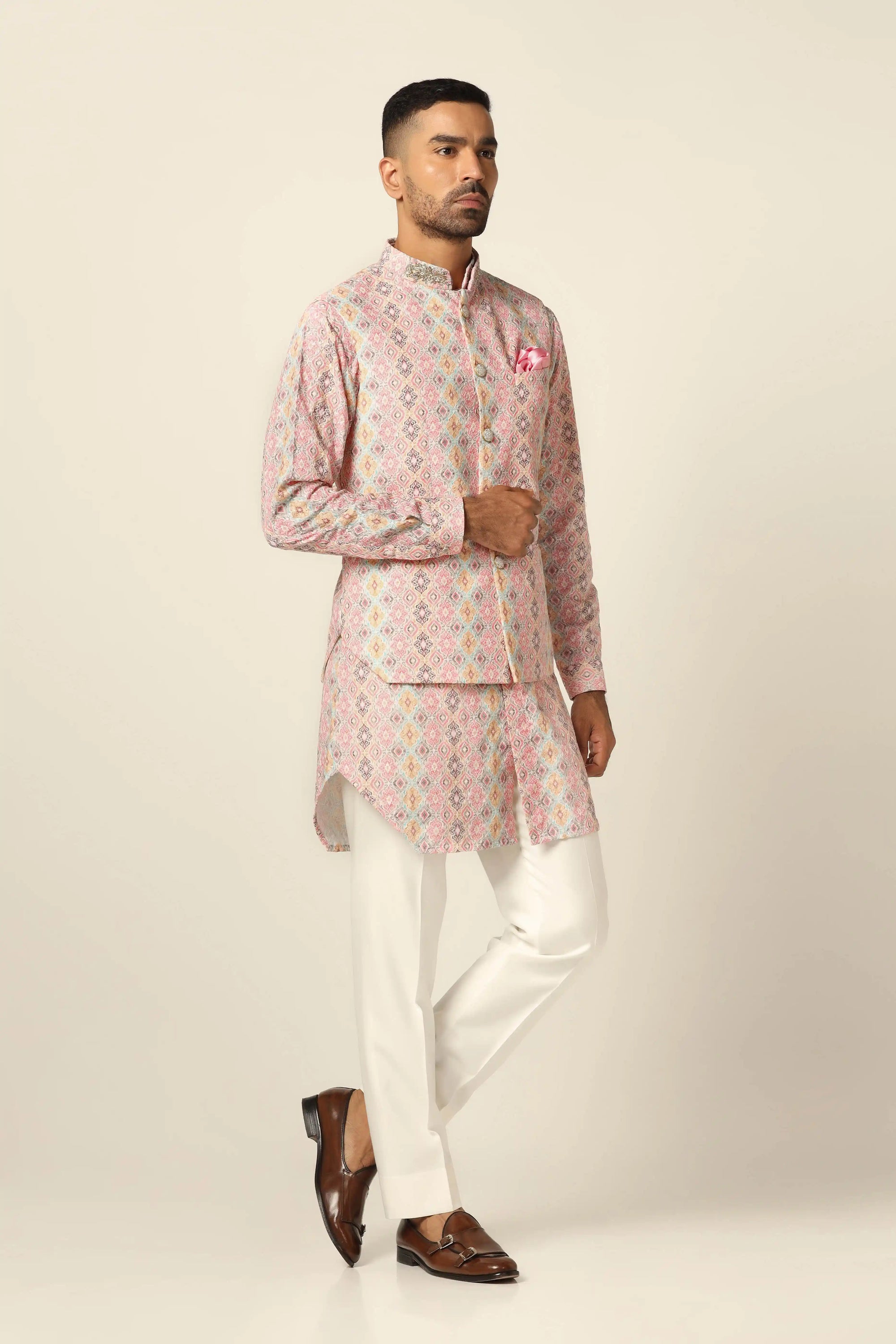 Peach Nehru Set combines timeless design and sophistication for a refined look. Shop now!
