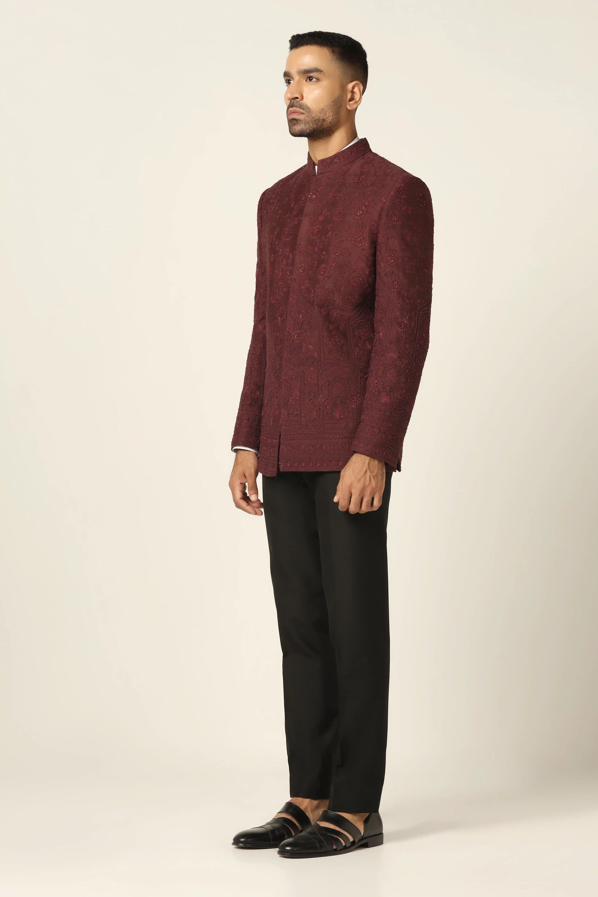 The Maroon Embroidered Bandhgala combines elegance and tradition, perfect for any occasion. Buy now!