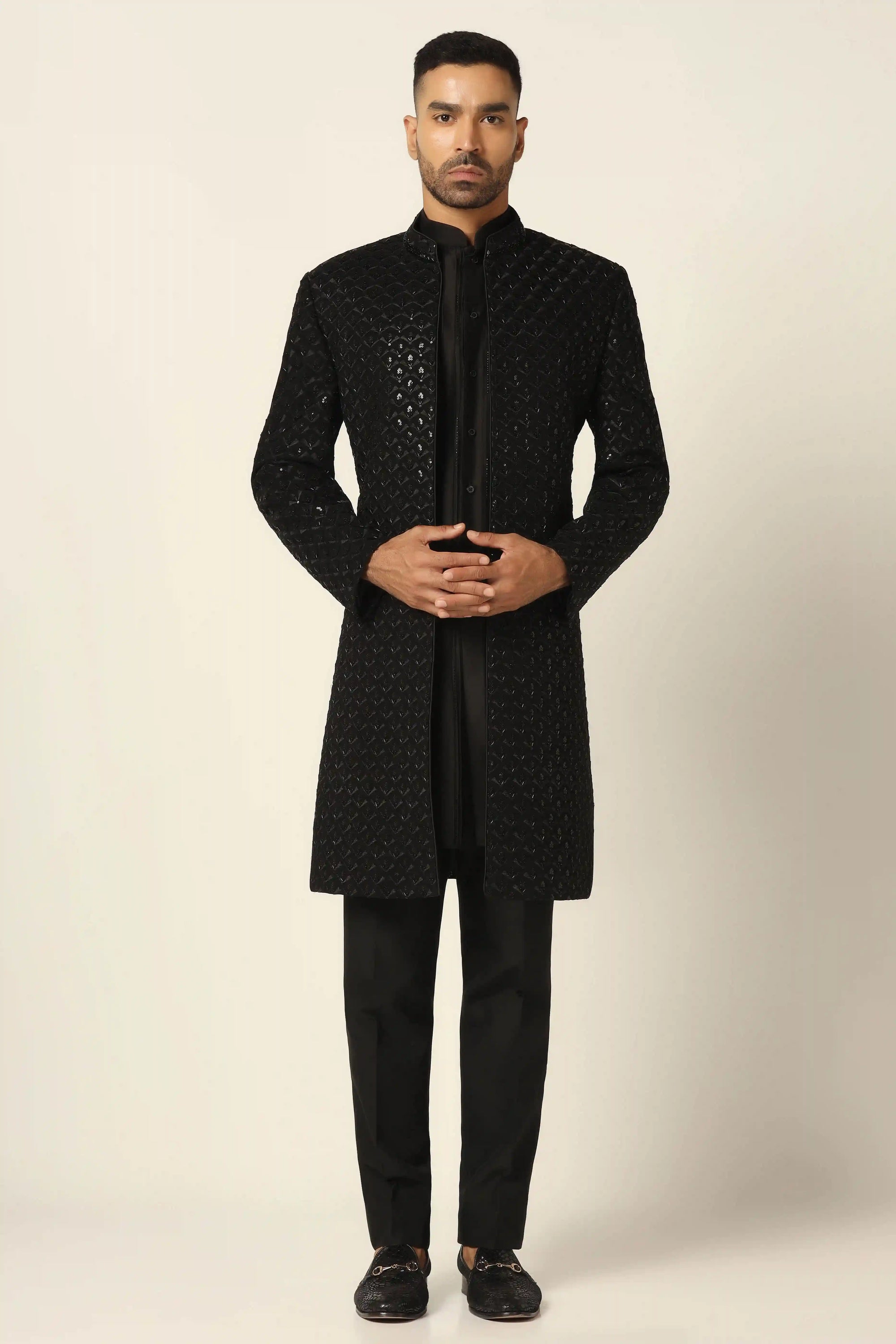 Elevate your style with the Navy Indowestern featuring intricate embroidery. Shop Now!