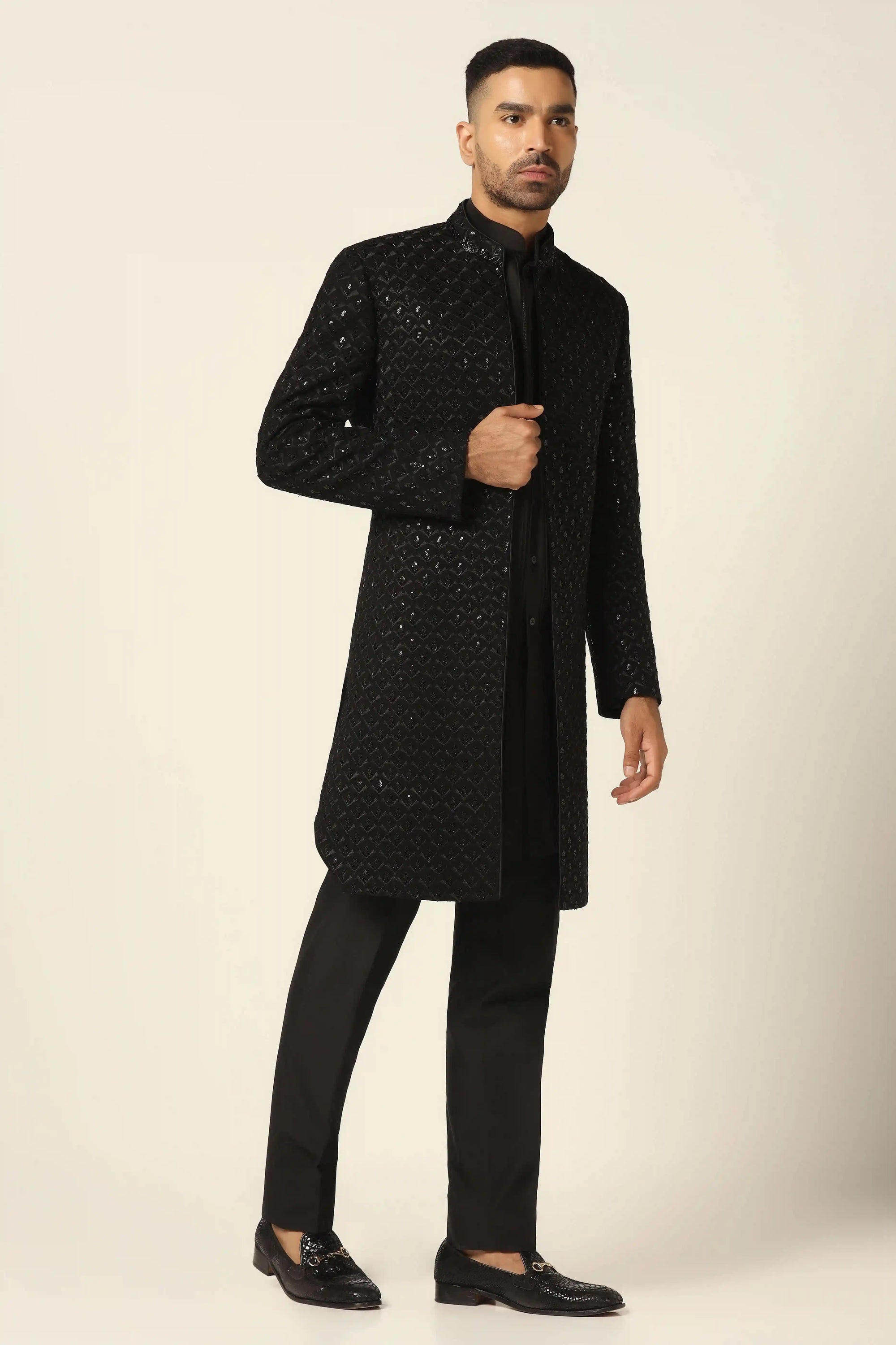 Elevate your style with the Navy Indowestern featuring intricate embroidery. Shop Now!
