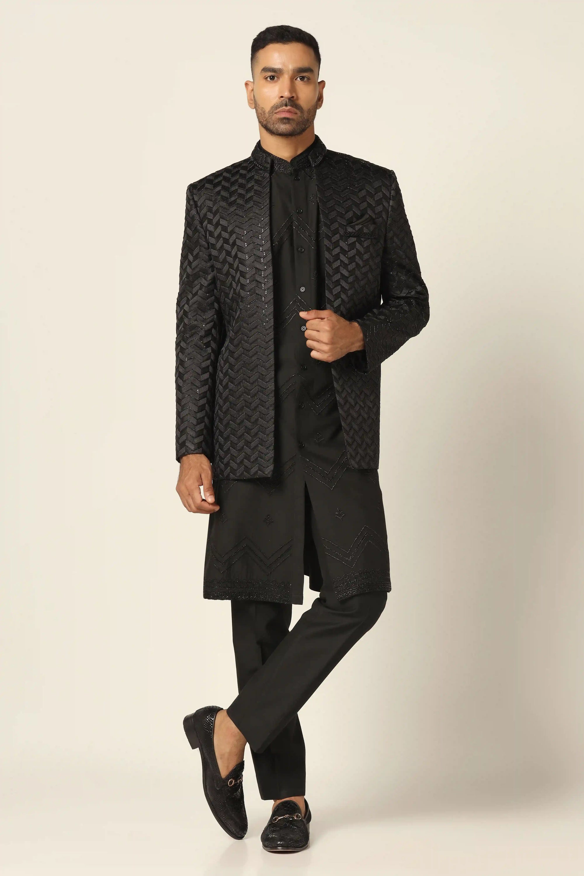Make a statement with the Black Indowestern, featuring exquisite embroidery. Shop now!