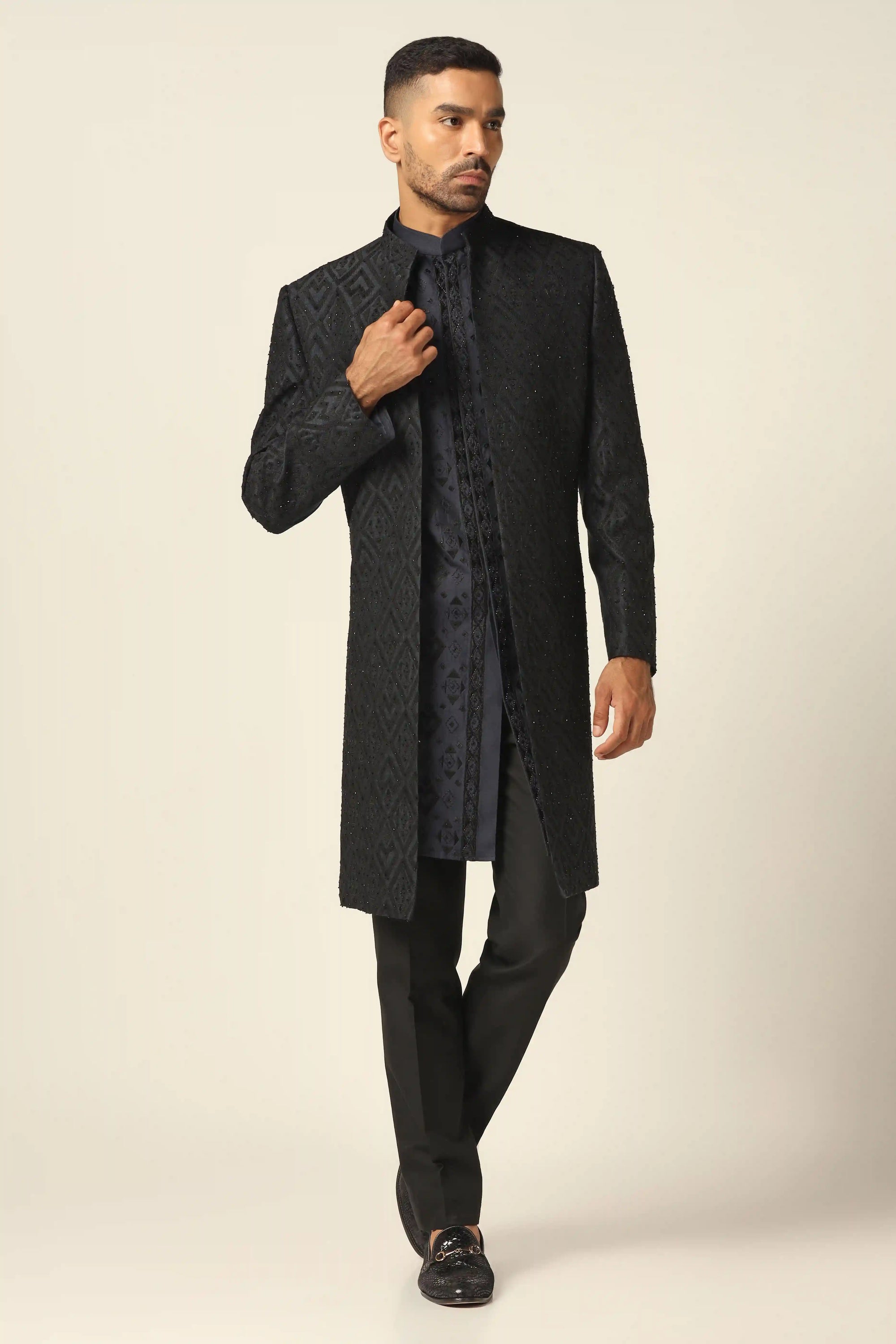 Black Indowestern blends tradition with style for the perfect black Indowestern. Shop now!