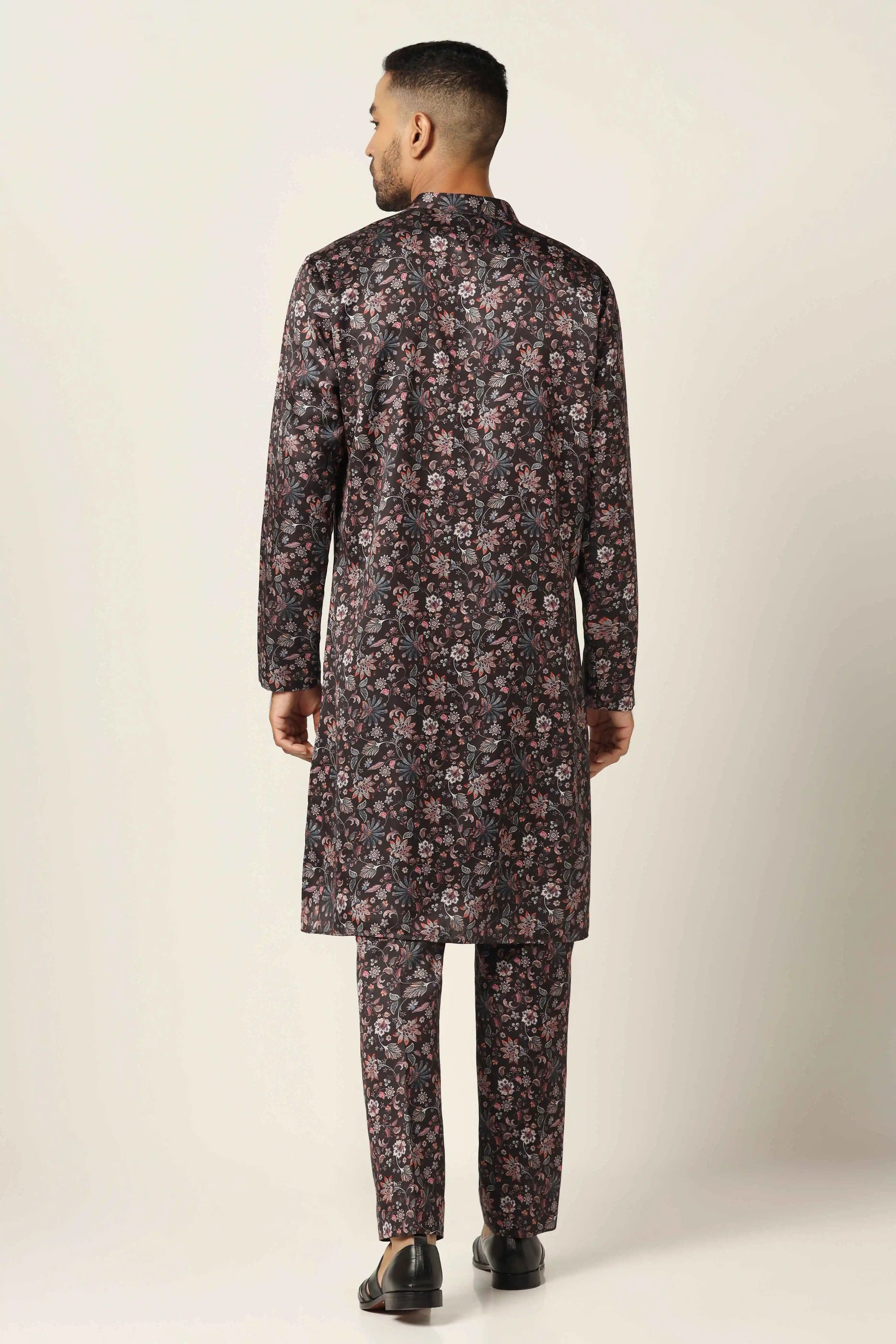 Upgrade your wardrobe with the Green Printed Kurta Pajama, designed for comfort and style. Shop Now!