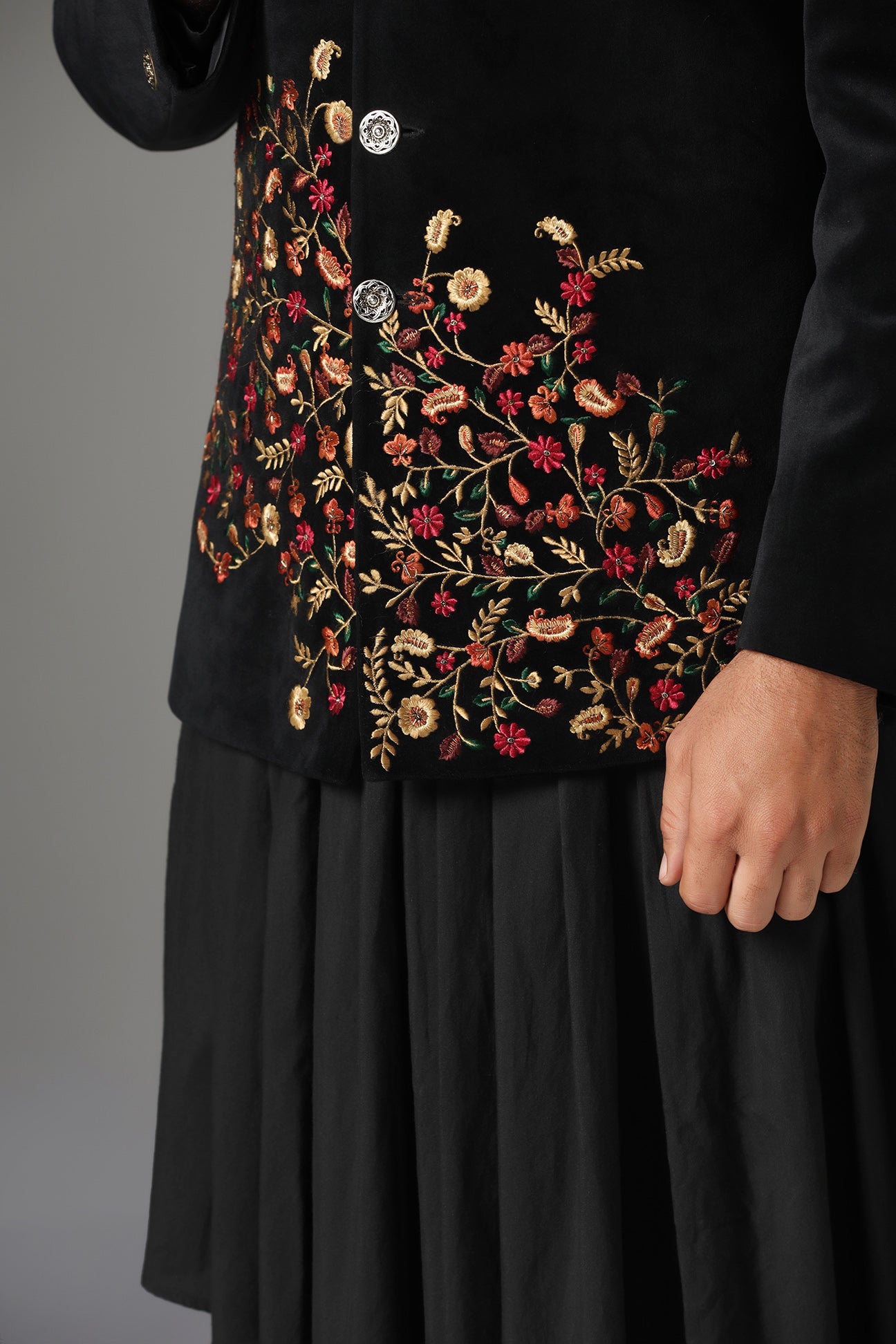 Make a bold statement in the Black Velvet Embroidered Bandhgala Suit. Shop now!