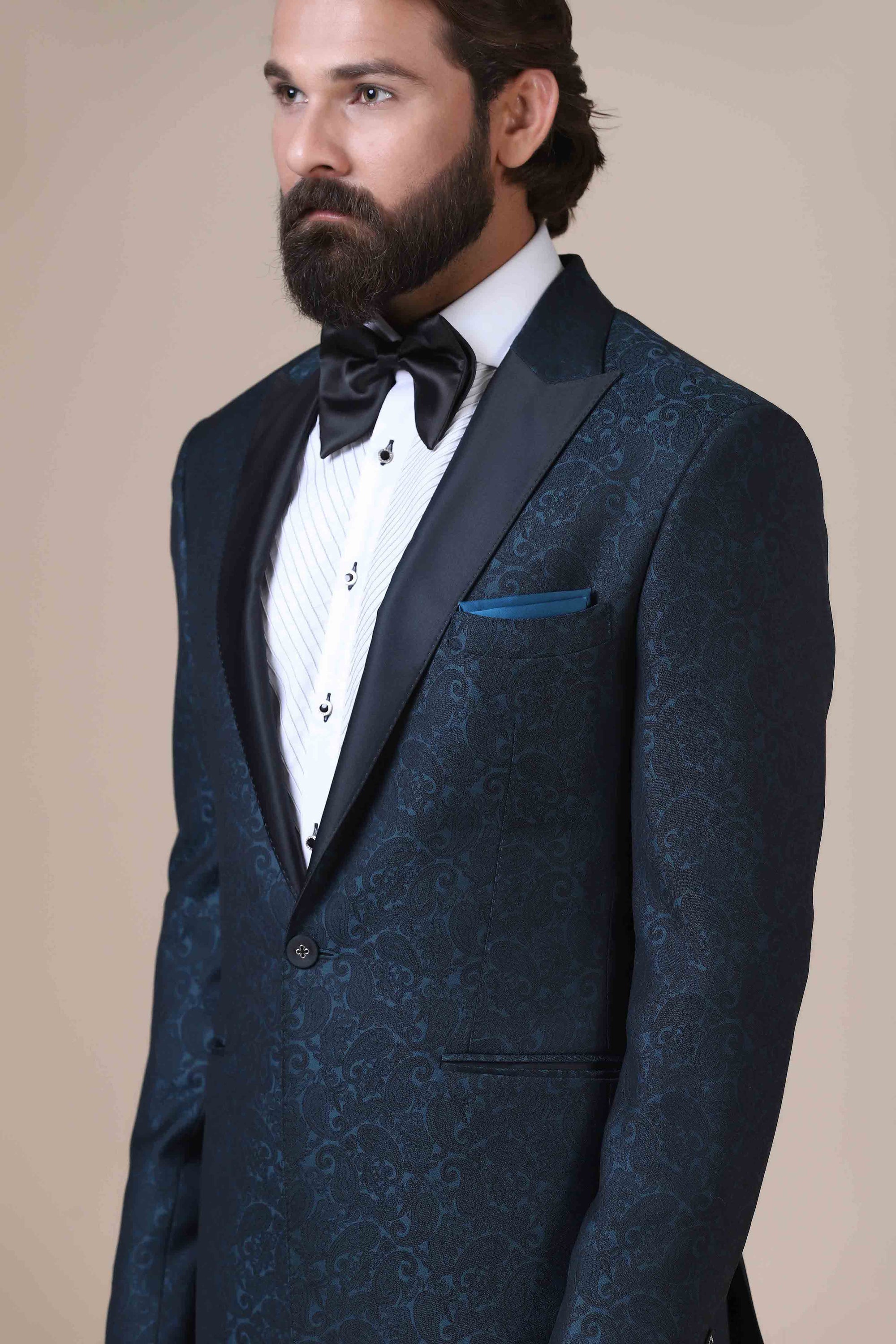 Indulge in luxury with our Zignoni wool Tuxedo. Shop Now!