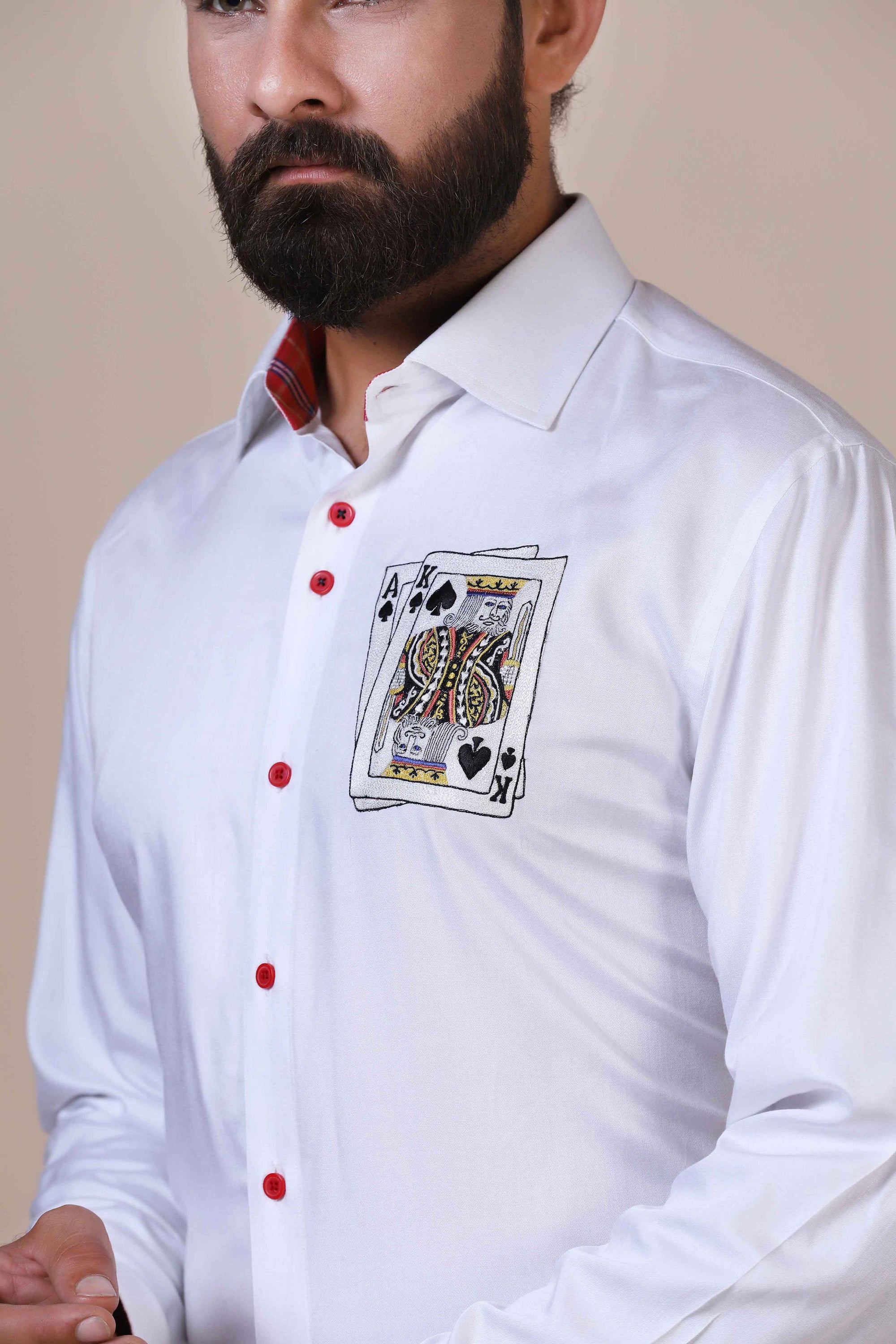 This evening shirt stands out with embroidered Ace & King of Spades. Shop now!