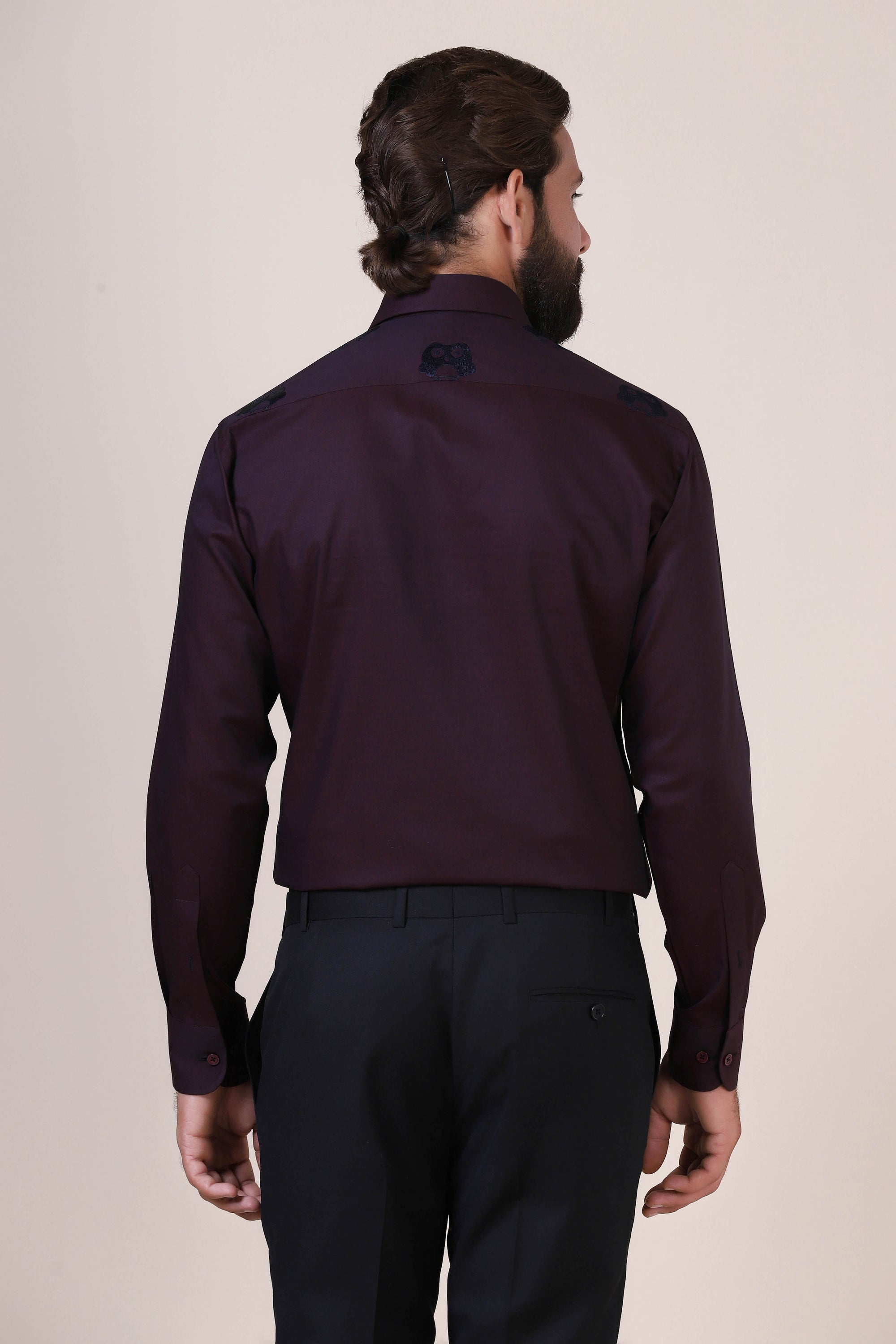 Make a statement with this wine shirt, designed with a stunning owl motif. Shop Now!
