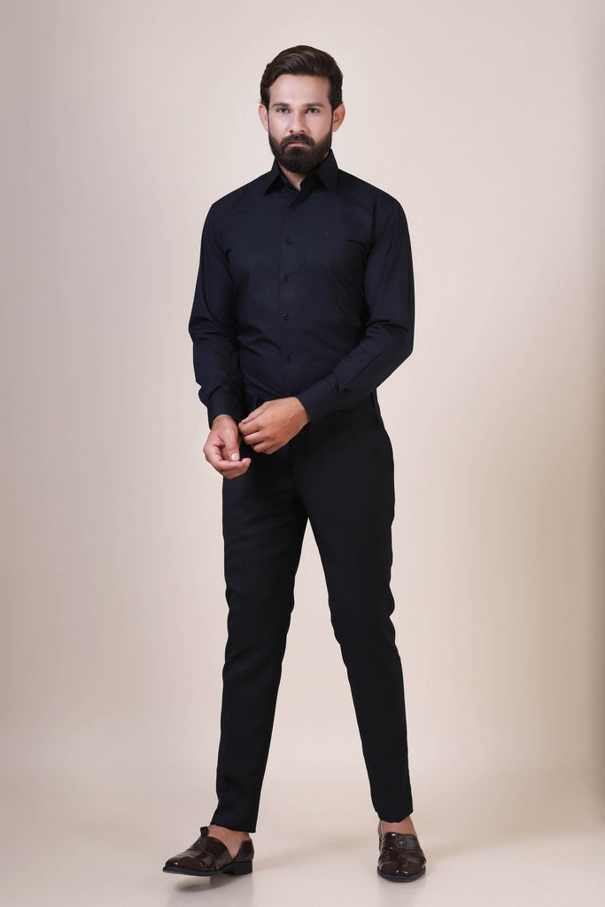 Upgrade your wardrobe essentials with our 100% cotton black shirt. Featuring a concealed button-down collar and French placket for refined sophistication.