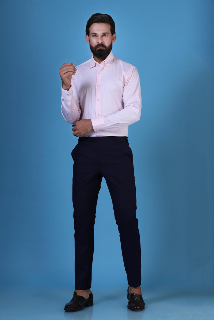 Keep it classic yet stylish with our light pink shirt. Crafted from 100% cotton, it boasts a concealed button-down collar and French placket.